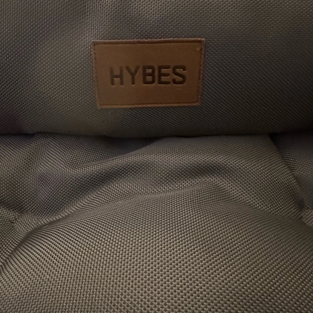 Hybes Gray Bolstered Pet Bed - Comfortable Home Bedding